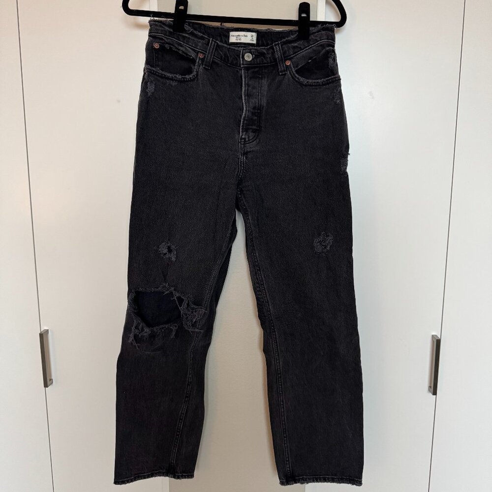 Abercrombie Dad High Rise Jeans - Size 28S